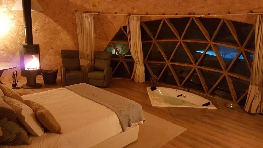 Natura Glamping Alcongosta Ngoại thất bức ảnh